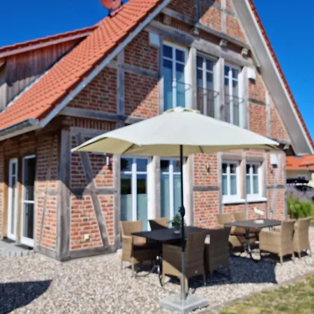 Ostsee-wellnesslandhaus Mit Sauna, Jacuzzi, Innenwhirlpool Kalkhorst